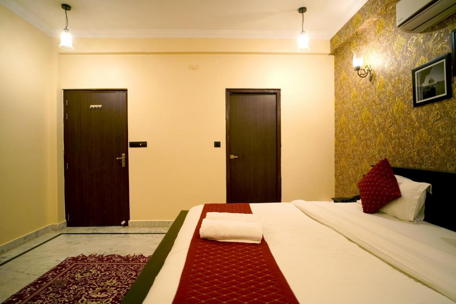 Hotel Vasshifa Palace Dzsaiszalmer Kültér fotó