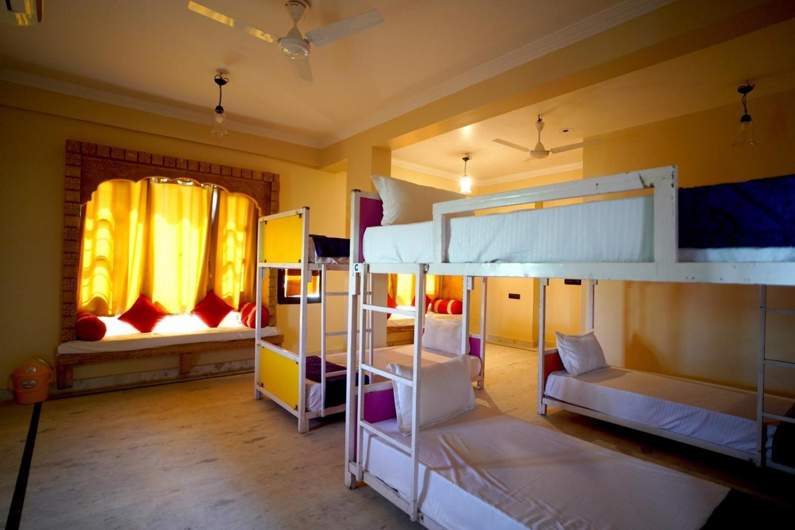 Hotel Vasshifa Palace Dzsaiszalmer Kültér fotó